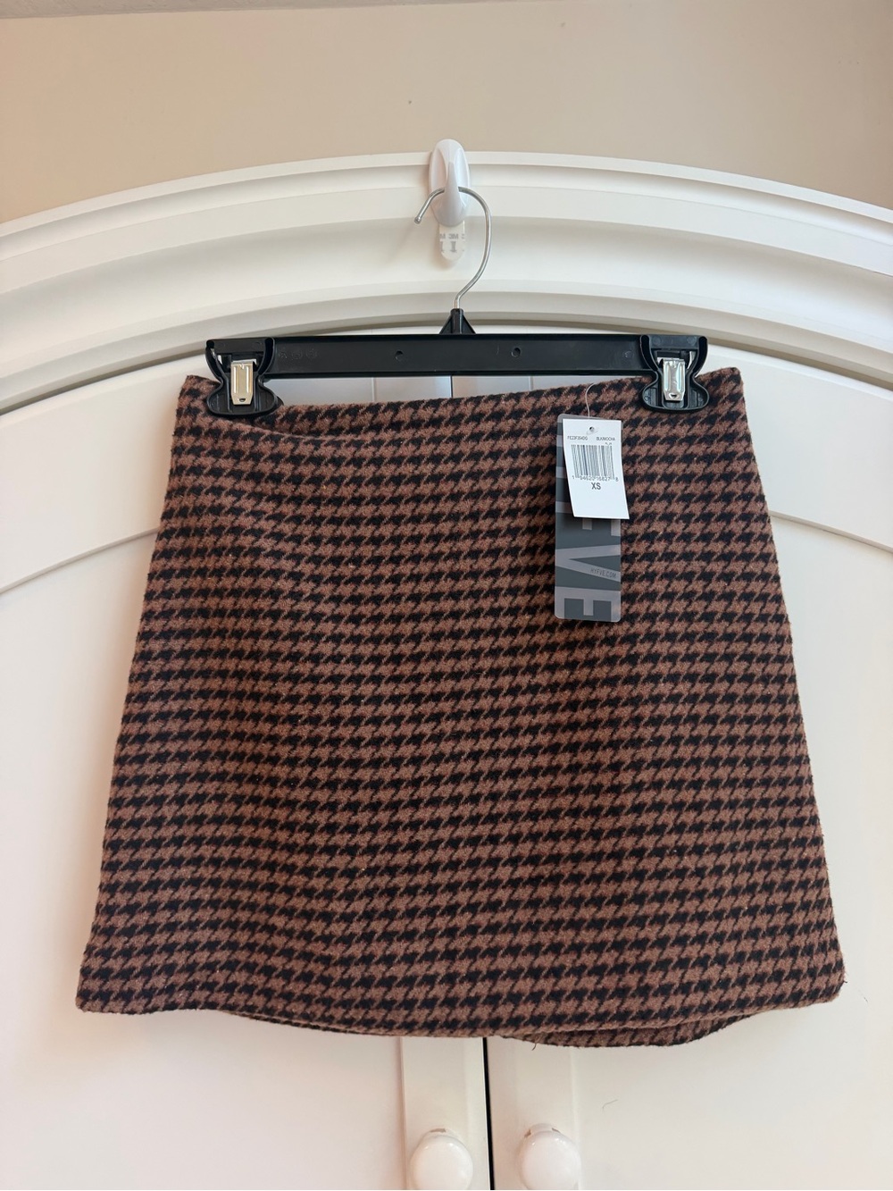 NWT HYFVE Brown Houndstooth Mini Skirt